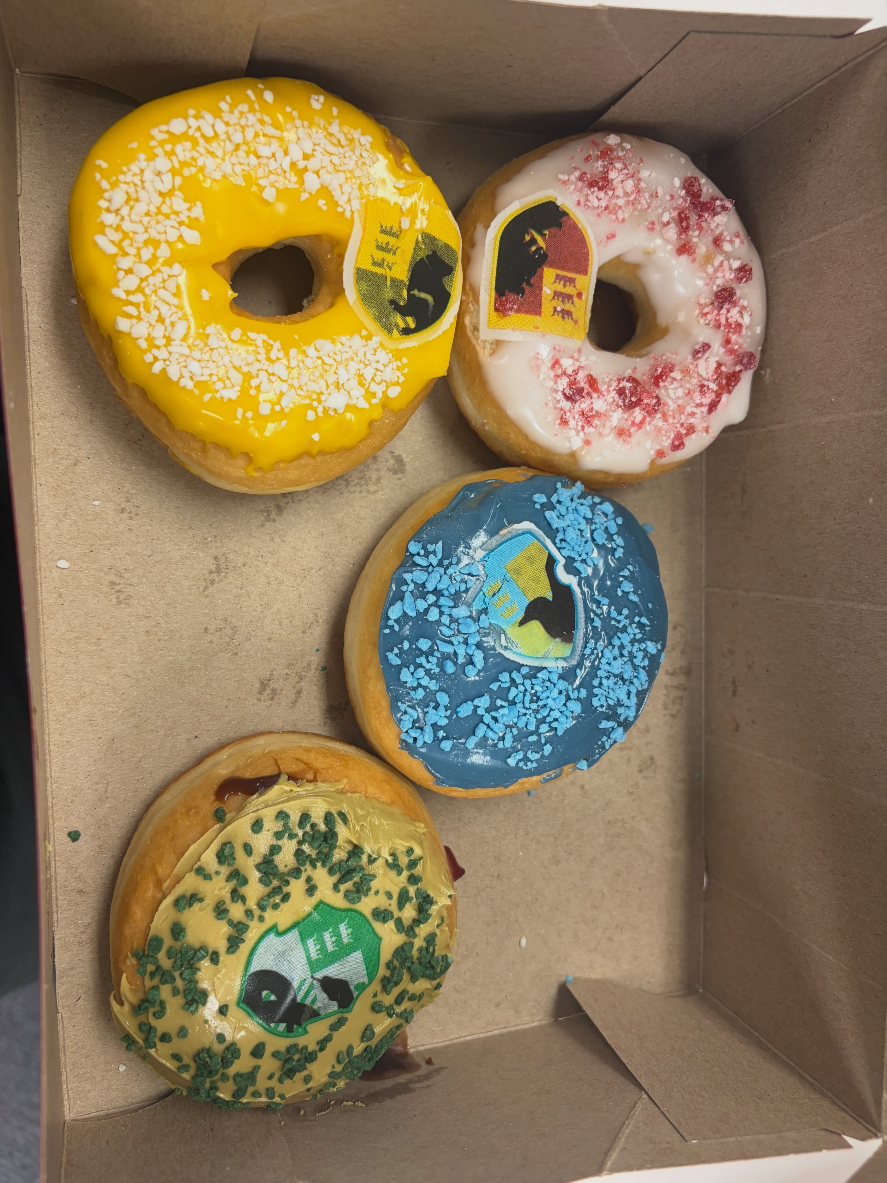 There’s a certain group of people that won’t be too happy about this purchase…. But I sure am. These donuts are bomb!